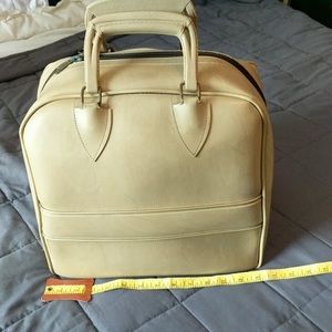 Vintage tan bowling ball bag